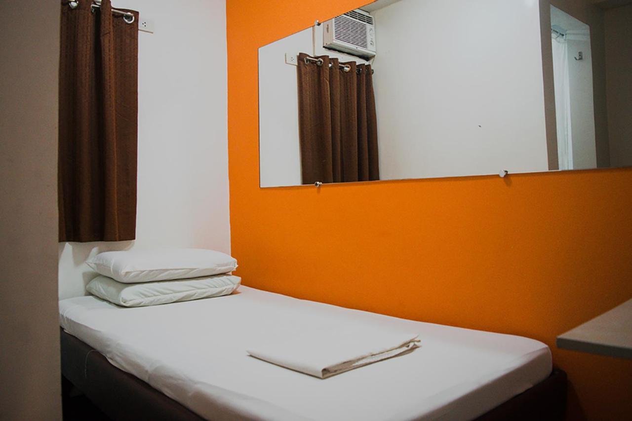 G-Galyx Inn Hotel Cagayan de Oro Bilik gambar
